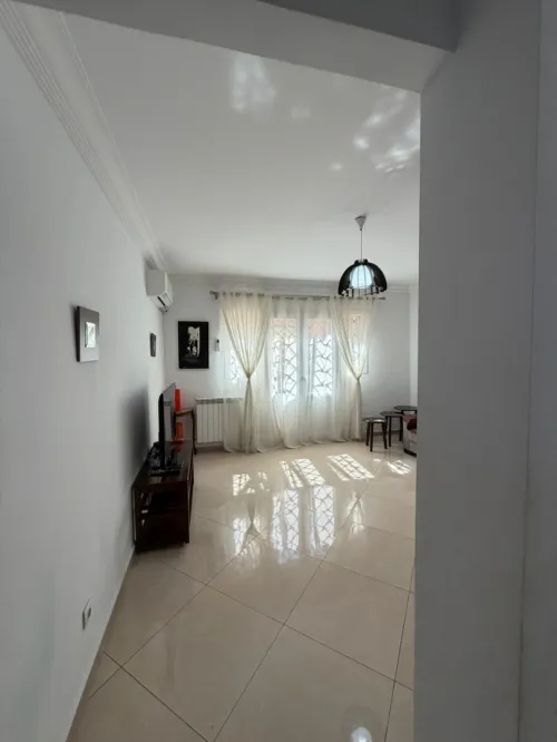Location Appartement Niveau de villa F3 Alger Birkhadem