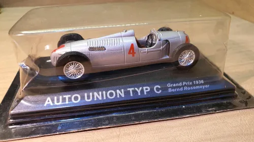 Voitures de course, Cooper F1 1959, Auto Union Grand Prix 1936, Ford T93 Indianapolis
