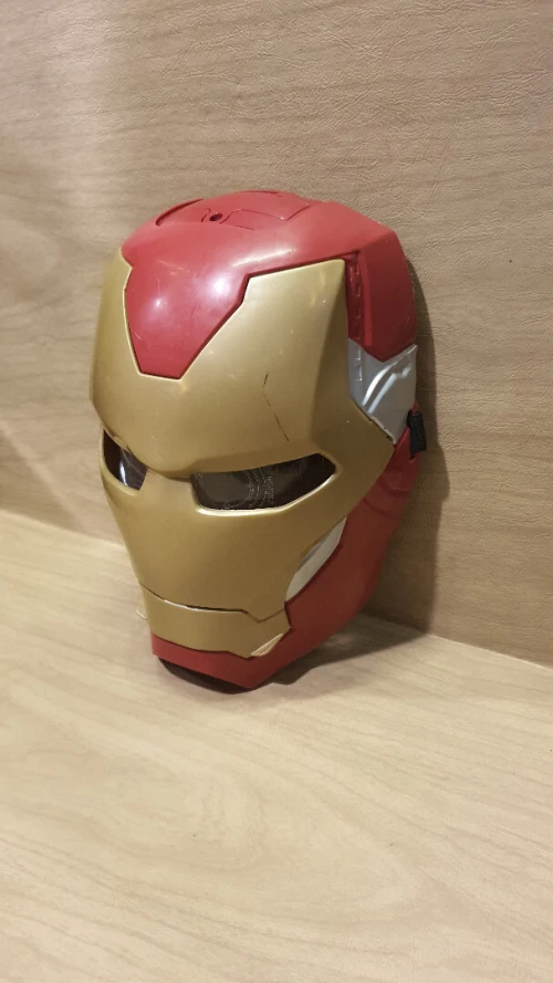 Original Masque Iron Man Marvel Avengers avec effets lumineux, Cosplay 1:1, Hasbro