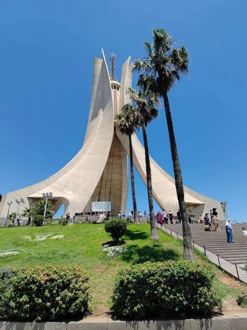 Organisation Des sorties pour les étrangers sur Alger
