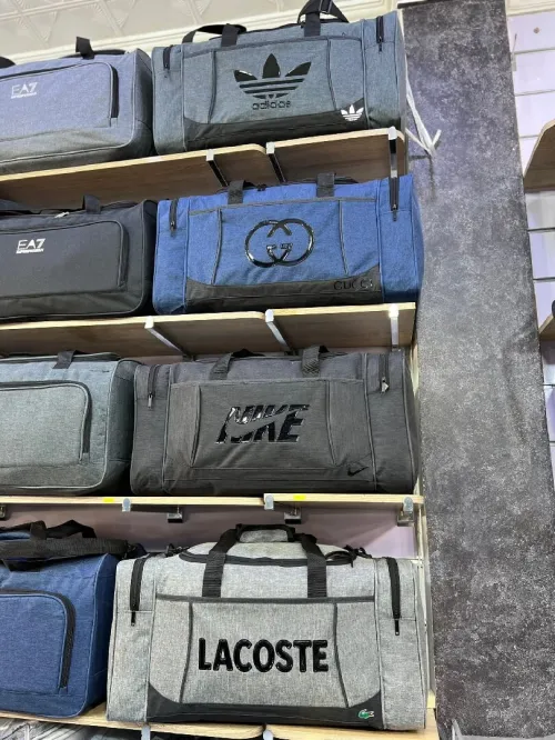 حقائب يد متنوعة بجودة عالية
