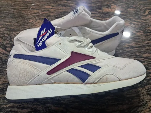 Reebok vintage pointure 42.5