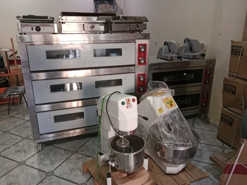 materiel boulangerie- patisserie-pizzeria