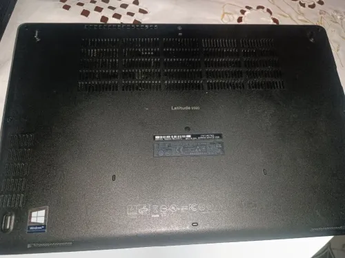 DELL 5590