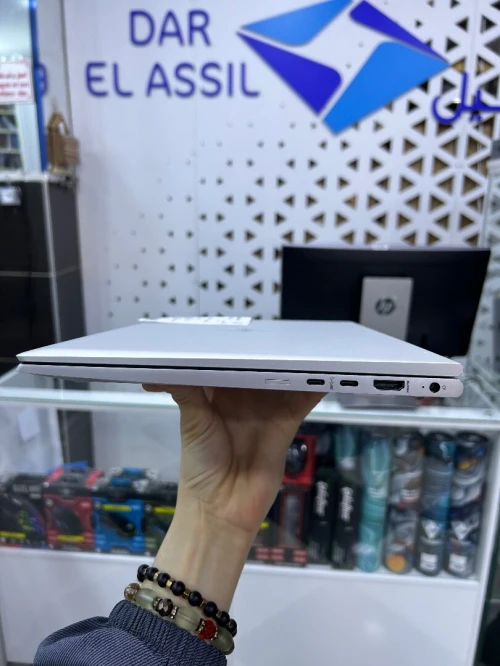 HP EliteBook 845 g8 AMD Ryzen 5 PRO 5650U 8 Go DDR4 3200 MHz 256 Go SSD M.2 PCIe NVMe