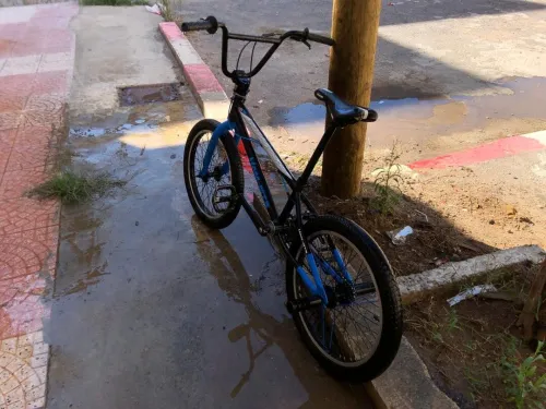 BMX (TRES BONNE ÉTAT)