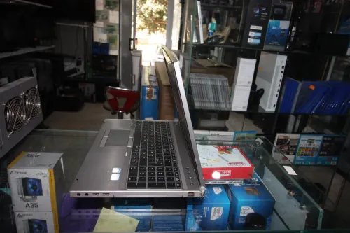 HP EliteBook 8570p  I7 3TH 8GO 256 