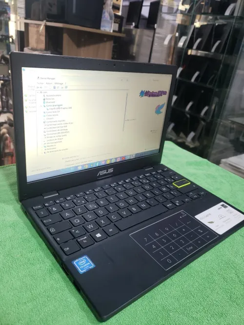 ASUS E210 Celeron N402 4go-64gb ssd