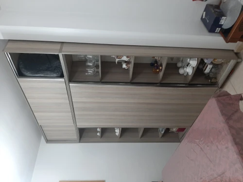 Dressings en MDF Longueur 2.60M Hauteur 2.8M Largeur 0.7 m