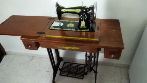 MACHINE A COUDRE
