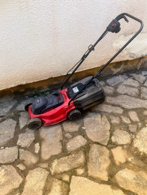 Tondeuse à gazon électrique