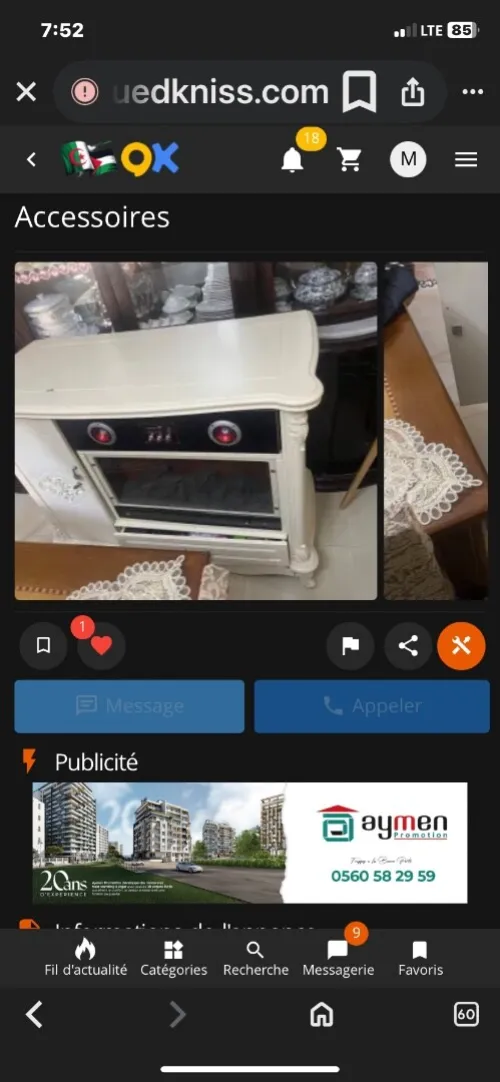 Table TV avec lumière et accessoires