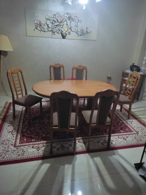 Table a manger avec 6 chaises