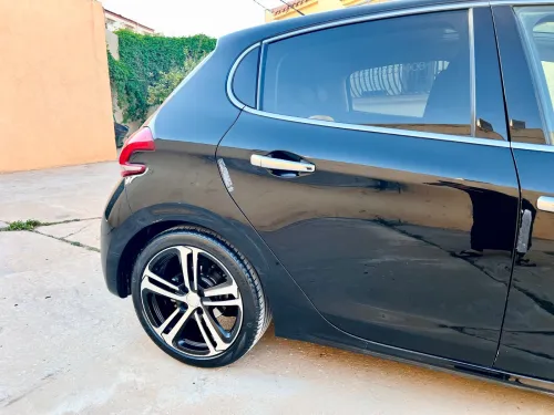 Peugeot 208 2018 GT Line