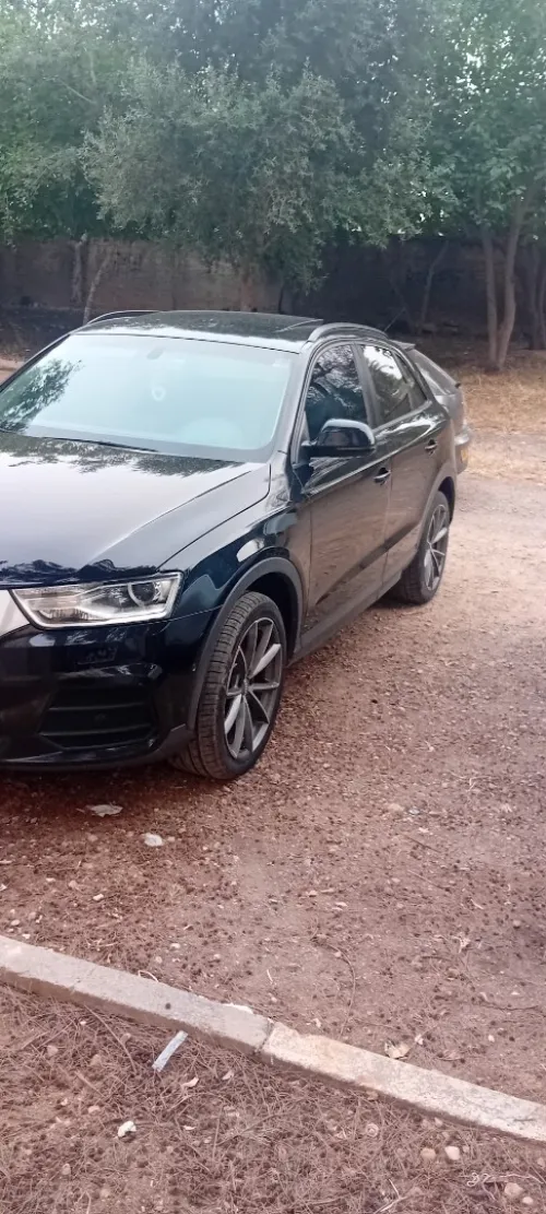 Audi Q3 2016 Ambition