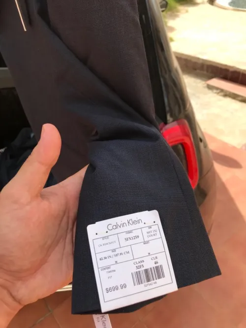 Costume Calvin Klein 