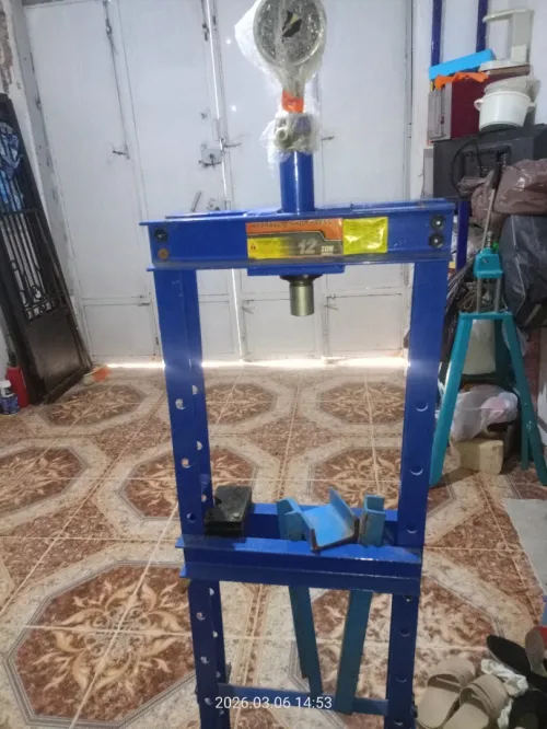 Presse 12 ton