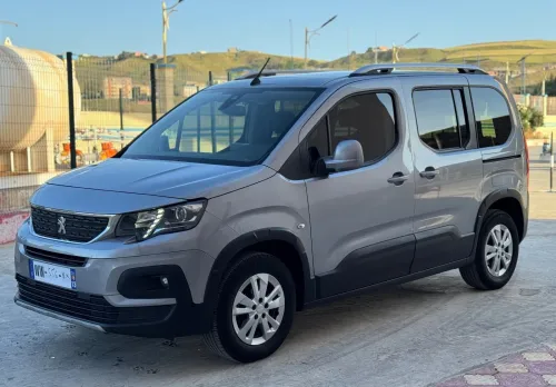 Peugeot Rifter 2020 Full option