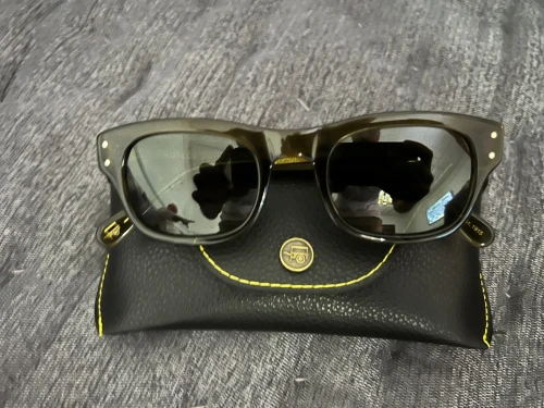 Lunettes de soleil hommes original