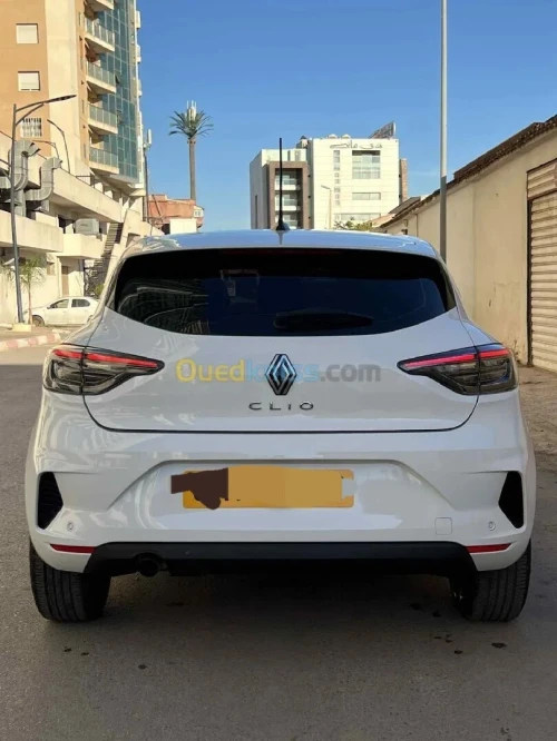 Renault Clio 5  2024 Evolution