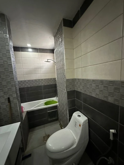 Vente Appartement Niveau de villa Alger Bordj el bahri