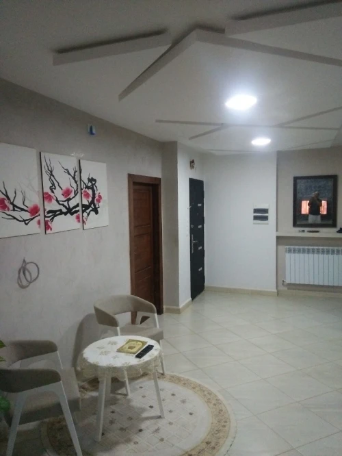 Vente Appartement Niveau de villa Alger Bordj el bahri