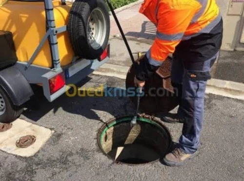 تسريح المجاري و قنوات الصرف الصحي camion Débouchage canalisation curage 