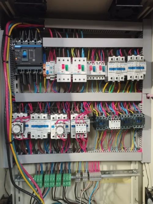 Maintenance électrique industrielle  Mohandiss Solutions