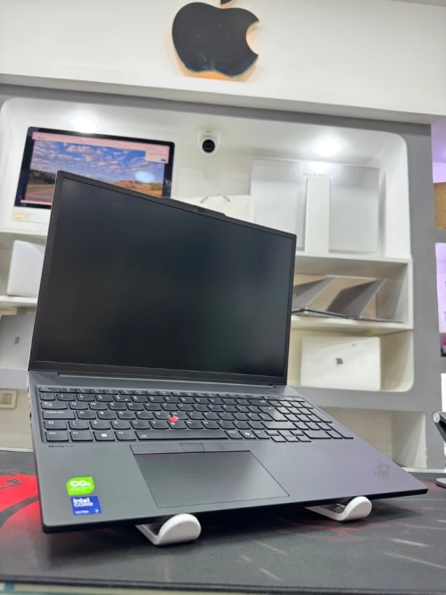 Lenovo Thinkpad P16 