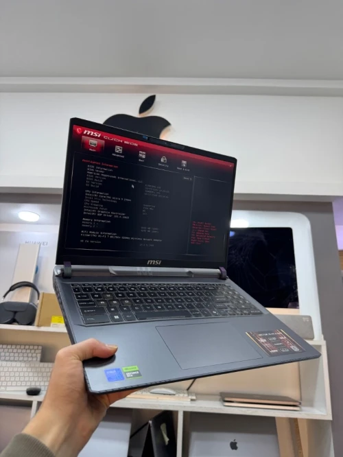 MSI VECTOR 16 HX 