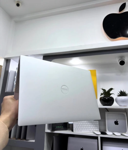 DELL XPS 9640