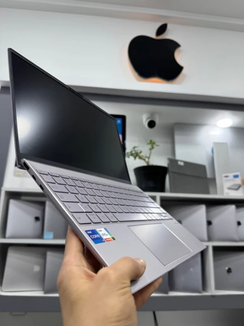Asus zenbook 