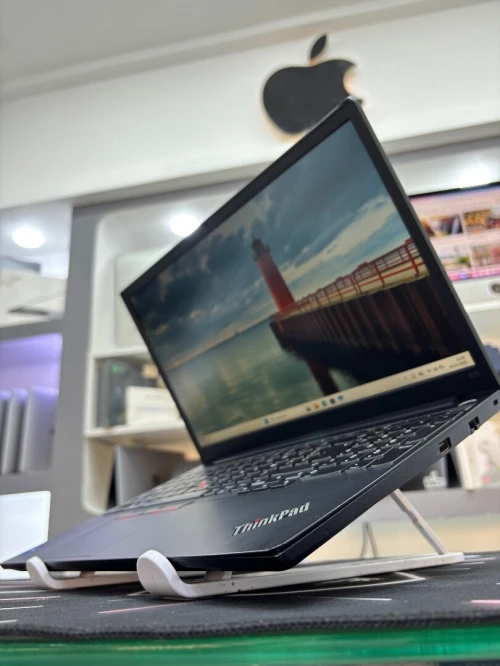 LENOVO THINKPAD E15