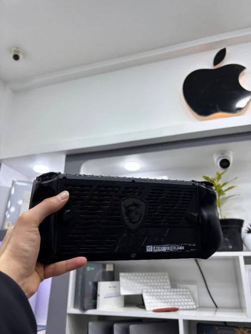 MSI CLAW A1M