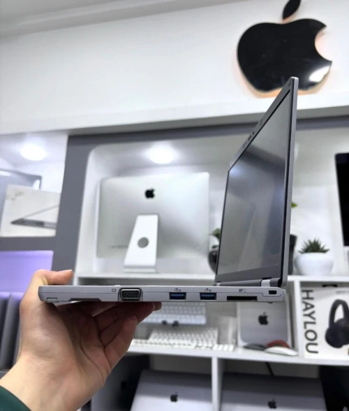 Panasonic CF SR 1