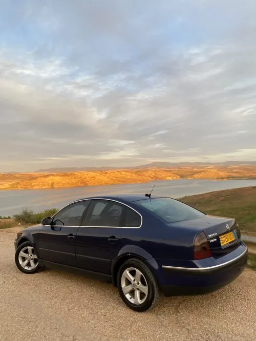 Volkswagen Passat 2003 Embassy