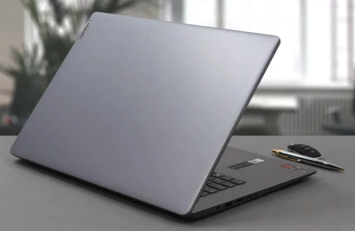 Lenovo Ideapad 3 17,3" RYZEN 5 5500U SSD 512Go RAM 8G