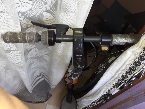 للبيع Trottinette Électrique Ninebot G30 Max بحالة ممتازة
