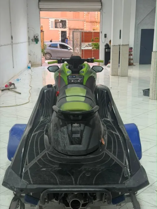 Jet-ski 2024