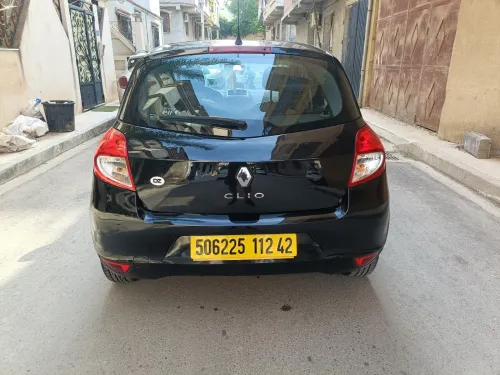 Renault Clio 3 2012 Night and Day