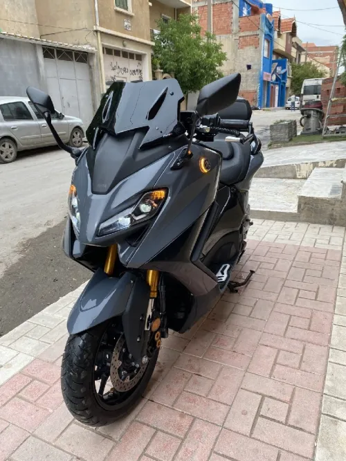Tmax 562 Tech max 2023