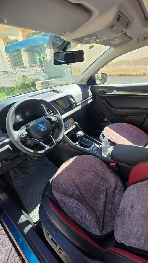 Skoda Karoq 2025 Karoq Latout