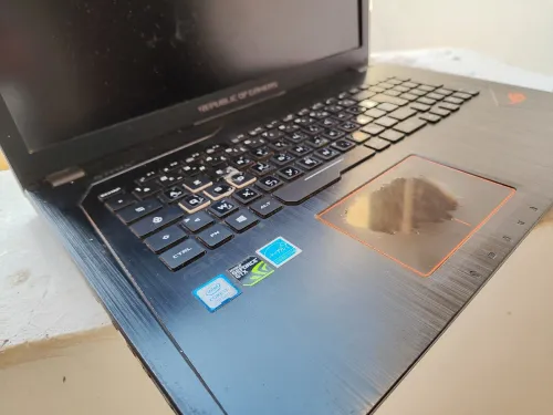 Laptop Gamer Asus ROG GL753V