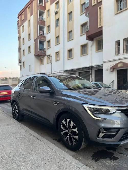 Renault Arkana 2022 E-tech Engeered