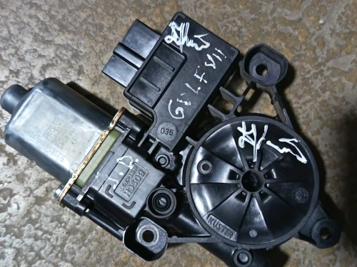 moteur leve vitre arriere droit golf 7