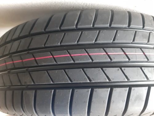 BRIDGESTONE TURANZA 005  185/60R15 XL 88H