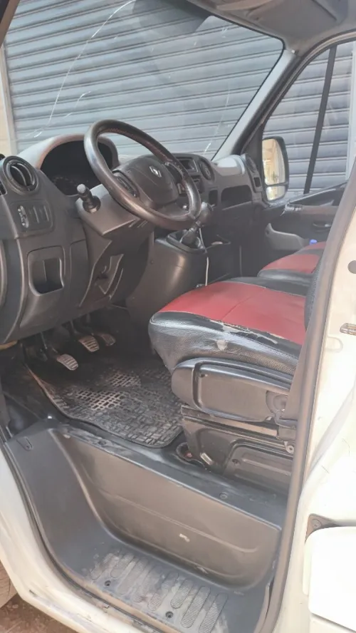 Renault Master 2012