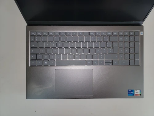 Dell Inspiron 15-5518