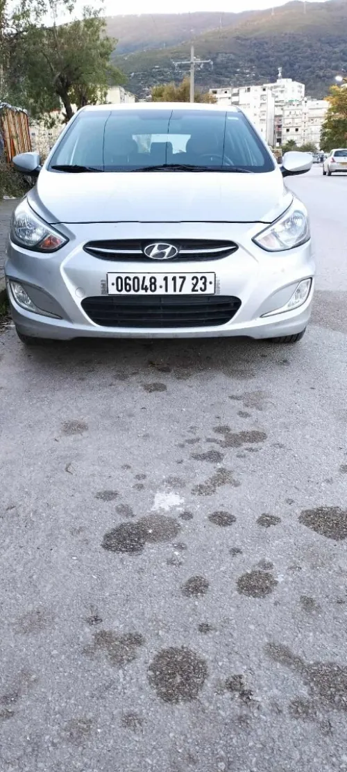 Hyundai Accent RB  5 portes 2017 GL DZ