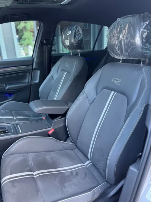 Volkswagen Golf 8 2025 R-Line 50 Years Legend Edition 